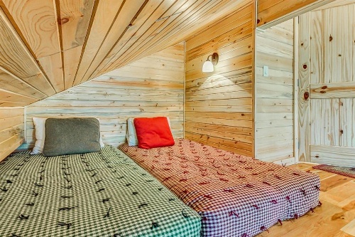 The Red Door Retreat image 8